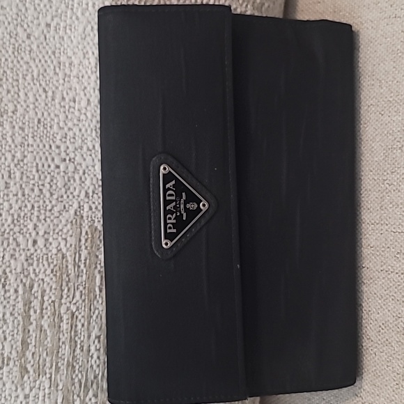 Prada Wallet - Picture 10 of 12